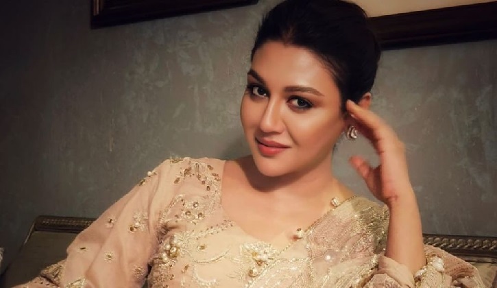 প্রাণী হত্যা হচ্ছে ভেবে মাছ ডিম ছাড়ছেন জয়া আহসান