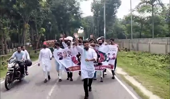 লালমনিরহাটে ছাত্রলীগের ঝটিকা মিছিল