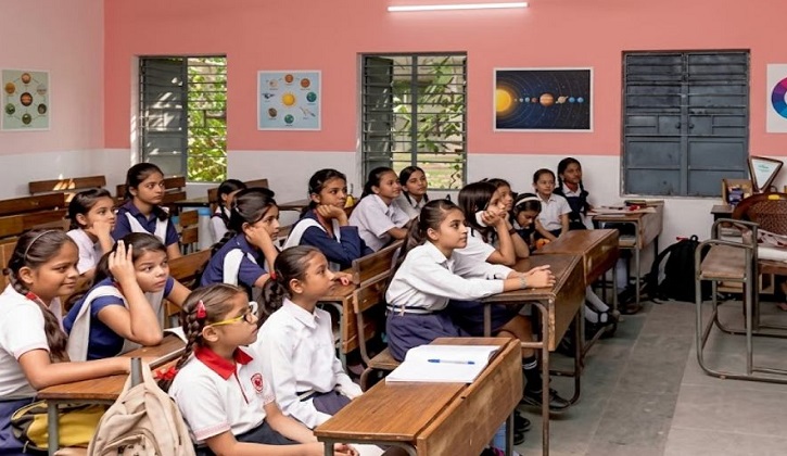 ‘সরকারি প্রাথমিক বিদ্যালয়ে এখন থেকে পরীক্ষার ফি নেওয়া হবে’