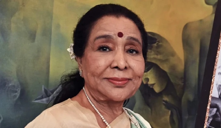 মারা গেলেন কিংবদন্তী সঙ্গীতশিল্পী আশা ভোঁসলে