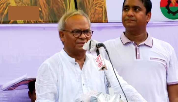 ইউনূস তার নাতি-নাতনিদের উপদেষ্টা বানানোয় ভুল হচ্ছে: রিজভী ইউনূস তার নাতি-নাতনিদের উপদেষ্টা বানানোয় ভুল হচ্ছে: রিজভী