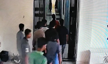 ইবি শিক্ষক-কর্মকর্তাদের ওপর ছাত্রদলের হামলা 