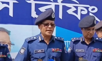 সরকার অনুমতি দিলে ক্রসফায়ার করতেও পিছপা হবো না: আইজিপি