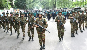 হঠাৎ সারাদেশ নিরাপত্তার চাদরে মুড়ে ফেলেছে সেনাবাহিনী