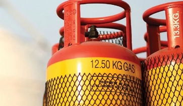 এলপিজির দাম ৫৫ টাকা কমালো সরকার