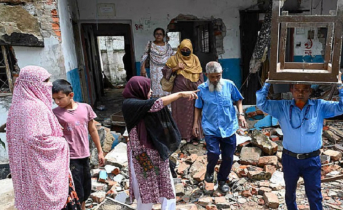 মধ্যরাতে গুঁড়িয়ে দেওয়া হলো স্বাস্থ্যকেন্দ্র, চুপ প্রশাসন
