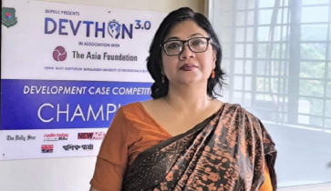 মৌলবাদী গোষ্ঠীর চাপে দেশের একমাত্র নারী ভিসি অপসারিত