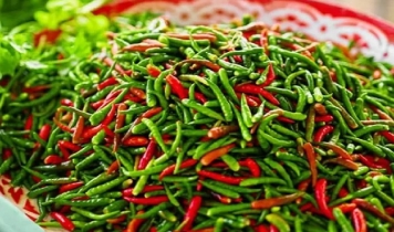 ভারত থেকে কাঁচা মরিচ আমদানির পর দাম কমল অর্ধেক