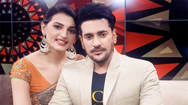 অভিনয় ছাড়ার ঘোষণা বর্ষার, যা বললেন অনন্ত