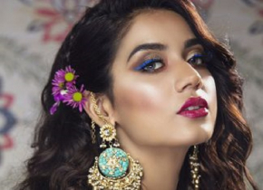 সাজাই আপন নয়ন