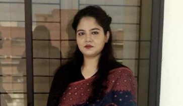 শাহবাগ থেকে নারী চিকিৎসকের লাশ উদ্ধার